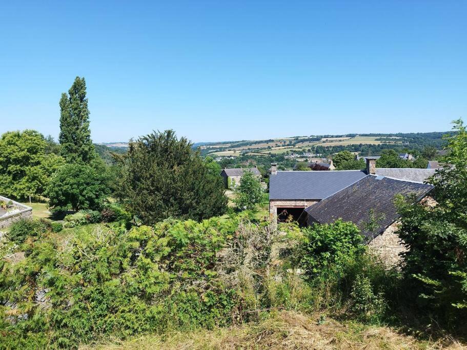 Chalet Des Roches Roche D'Oetre Suisse Normande Saint-Philbert-sur-Orne Exterior photo